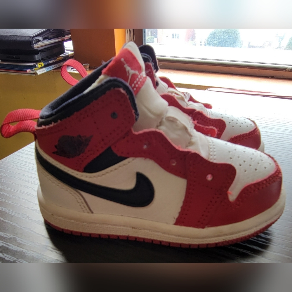 Toddler nikes